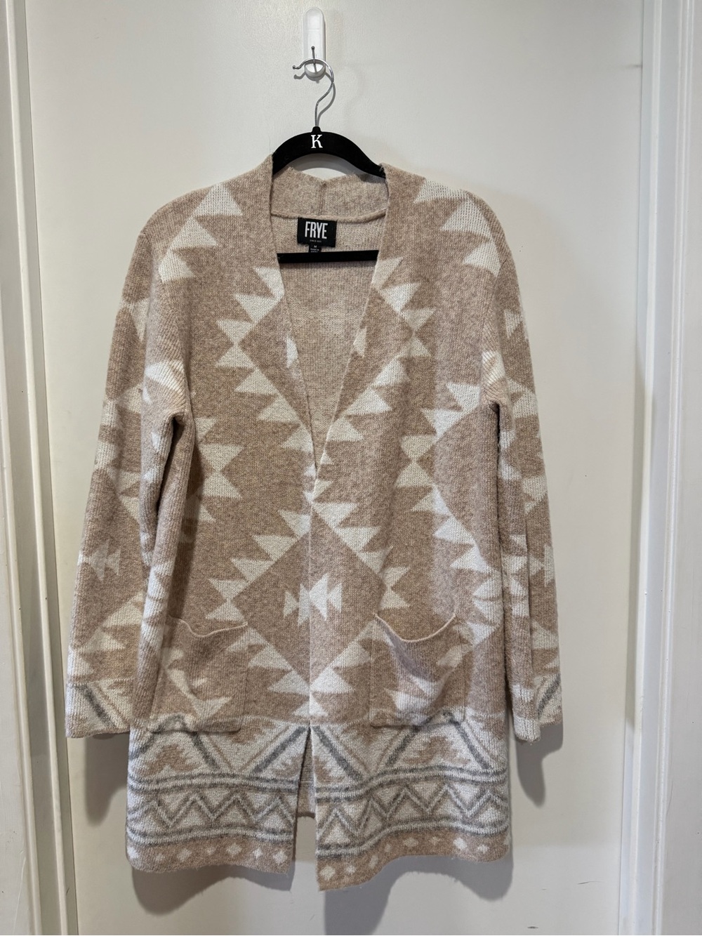 FRYE Beige & White Geometric Open-Front Cardigan